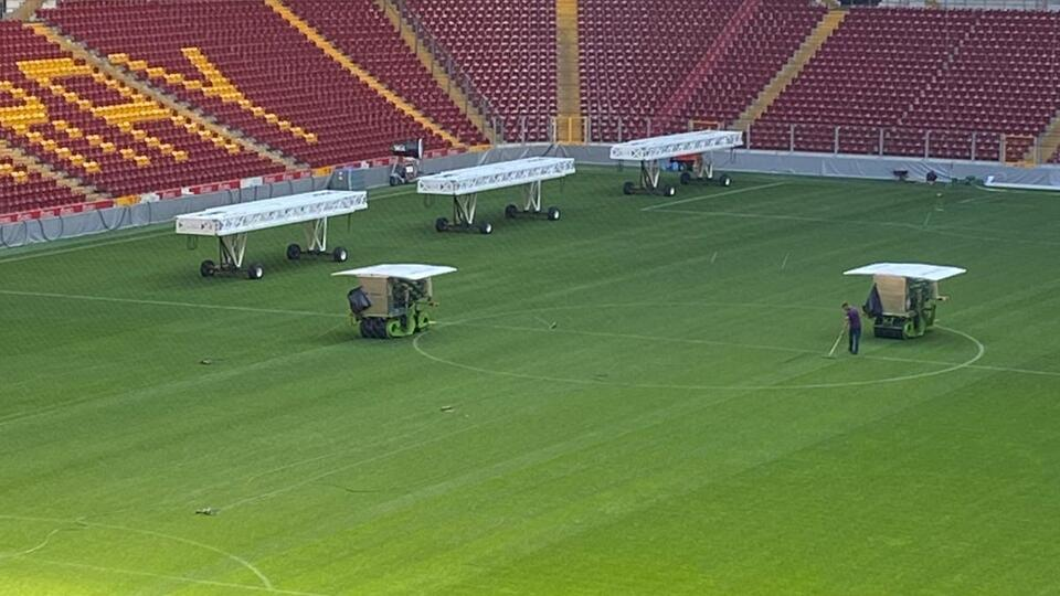 Galatasaray’ın stat zeminine İngiliz müdahalesi!