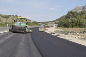 Kula-Alaşehir Yolu Km:0+000-27+035 Arası Toprak Tesviye, Sanat Yapıları, Üstyapı Ve BSK İşi İhale Edilecek