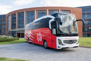 Mercedes-Benz Türk, A Milli Voleybol Takımlarının Resmi Ulaşım Sponsoru Olmaya Devam Ediyor