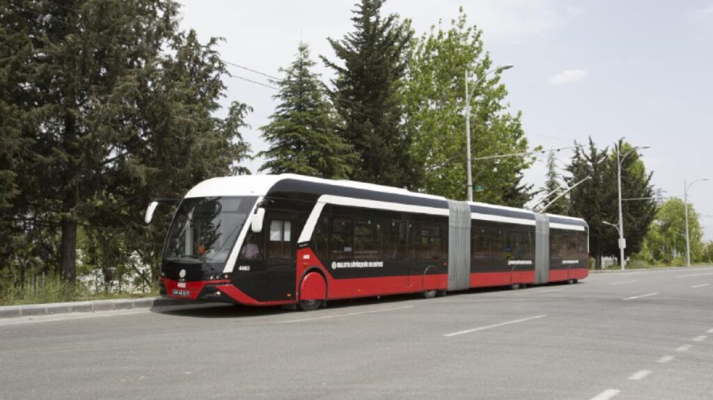 EBRD Kredili Ukrayna 39 Adete Kadar 12-M Alçak Tabanlı Troleybüs Temini…