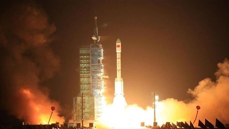 Çin’den uzay keşfi için önemli adım: Şicien 3 yörüngeye gönderildi