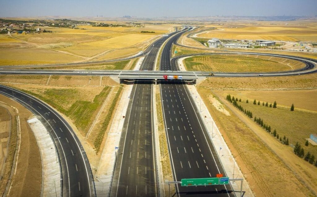 Karayolları 5. Bölge, Gaziantep-Nizip-Birecik Devlet Yolu İle Gaziantep-Kilis Devlet Yolu Onarım İşleri İhalesi Yapıldı