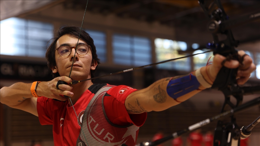 Milli okçu Mete Gazoz, yeni yılda yeni başarılara imza atacak