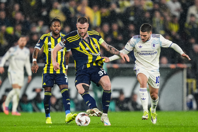Fenerbahçe, Avrupa Kupalarında Bu Sezon Sahasında İlk Kez Yenildi