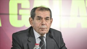 Dursun Özbek, Galatasaray taraftarından özür diledi