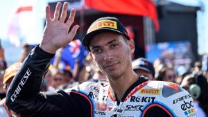 Milli motosikletçi Toprak Razgatlıoğlu, MotoGP’de de şampiyon olarak ilki başarmak istiyor