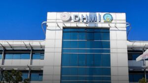 DHMİ, 13 Adet Paletli Kar Aracı (Snow Truck) İçin Sipariş Verdi