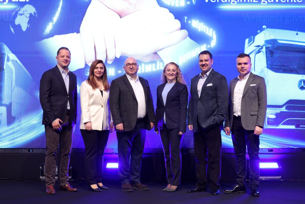 Mercedes-Benz Türk Satış Sonrası Hizmetler Kamyon & Otobüs Bayi ve Yetkili Servis Toplantısı Gerçekleştirildi