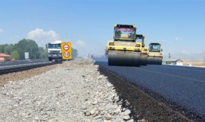 Diyarbakır-Mardin Ayr.-Derik Çevre Yolu Km: 30+850- 45+058 Arası Yapım İşlerini Üstlenen Firma…