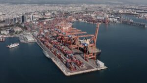 Bakan Uraloğlu duyurdu: Limanlarda şubat ayı yük elleçleme rekoru kırıldı