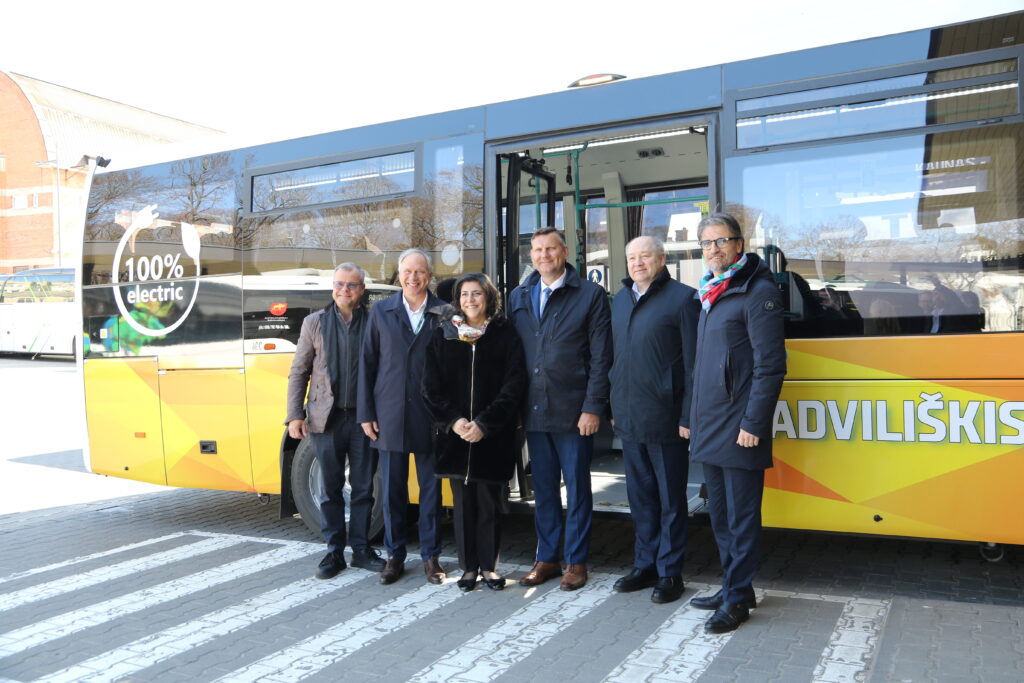 TEMSA’dan Litvanya’ya 15 elektrikli araç teslimatı