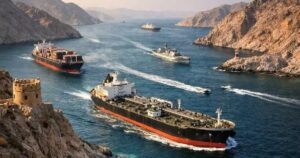 İran, 2 hafta süreyle Hürmüz Boğazı’nı geçişlere açtı