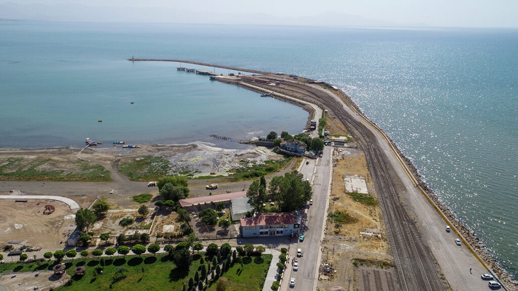 Van Gölünü Koruma Ve Ekolojik Restorasyon Projesi Hizmet Alımı Hizmet Alımı İçin İhale Duyurusu