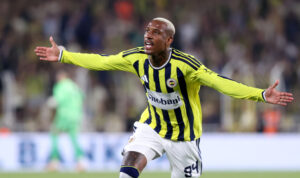 Fenerbahçe avantajı tek golle elde etti