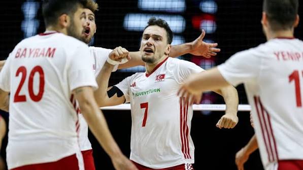 A Milli Erkek Voleybol Takımı, FIVB Erkekler Milletler Ligi’nde ilk kez final etabına katılmaya hak kazandı