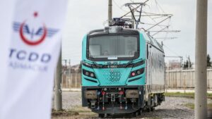 Türkiye Raylı Sistem Araçları Sanayii A.Ş. 12 Adet E5000 Lokomotif Carbody (Boyasız-Komple) Satın Alacak