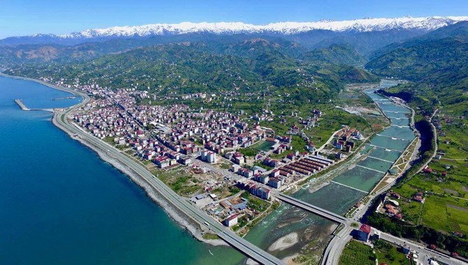Rize-İkizdere İlçe Merkezi 2 Kısım Taşkın Koruma İnşaatı Yapım İşi İhale Edilecek