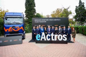 Mercedes-Benz Türk, Vega Lojistik’e Mercedes-Benz eActros 600 Teslimatı Gerçekleştirdi