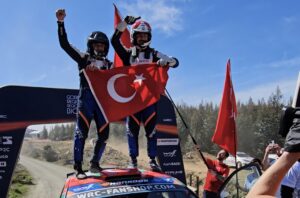 Türk Motor Sporlarında Tarihi Zafer: Castrol Ford Team Türkiye Pilotu Ali Türkkan Dünya Şampiyonu
