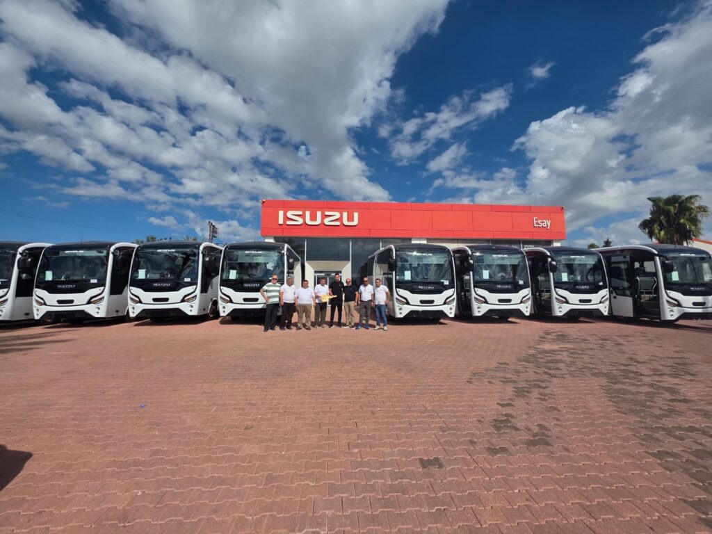 Anadolu Isuzu, Antalya’da Faaliyet Gösteren Ertanlar Taşımacılık’a 10 Adet NovoLux Teslim Etti