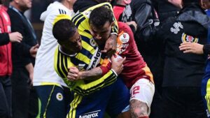 Derbinin faturası kesildi: Galatasaraylı Abdülkerim Bardakcı ve Fenerbahçeli Brown’un cezaları belli oldu