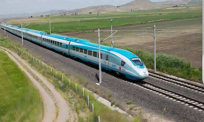 Ankara-Samsun hızlı tren projesi: Seyahat süresi 2,5 saate inecek