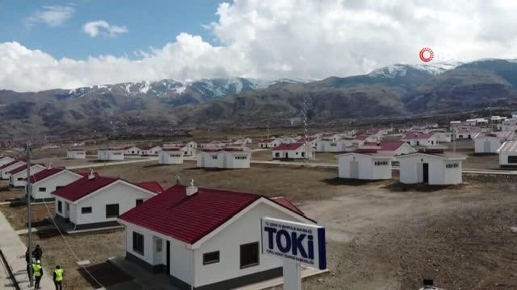 Yapı İşleri Genel Müdürlüğü, Hatay, Bingöl, Adana Ve Malatya İllerinde Kırsal Konutlar İçin İhaleler Açtı